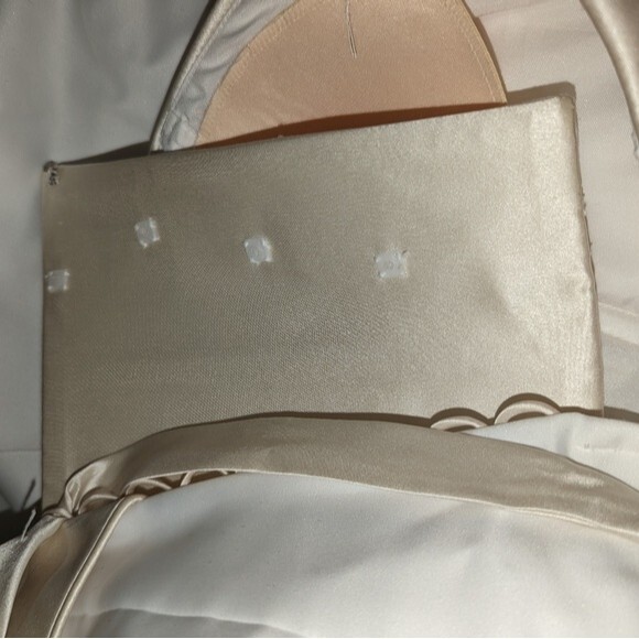 David's Bridal Size‎ 6 Ivory Cream Trim Satin Wedding Dress Gown Michaelangelo - Picture 4 of 8